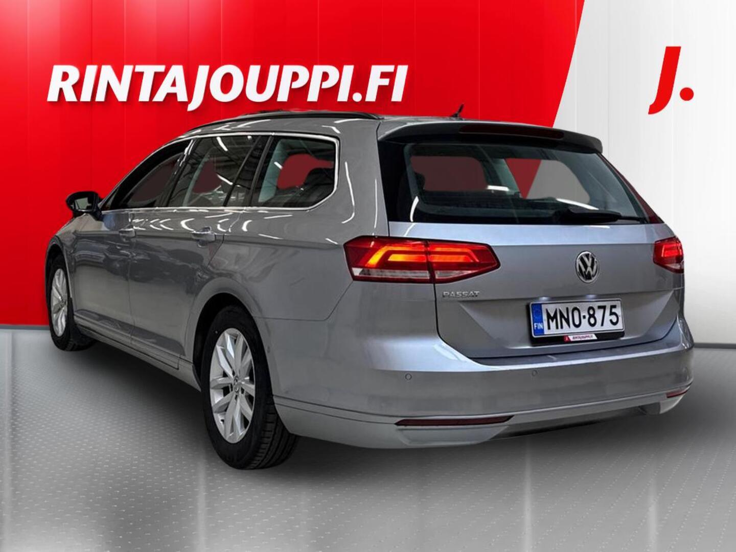 VOLKSWAGEN Passat 2018