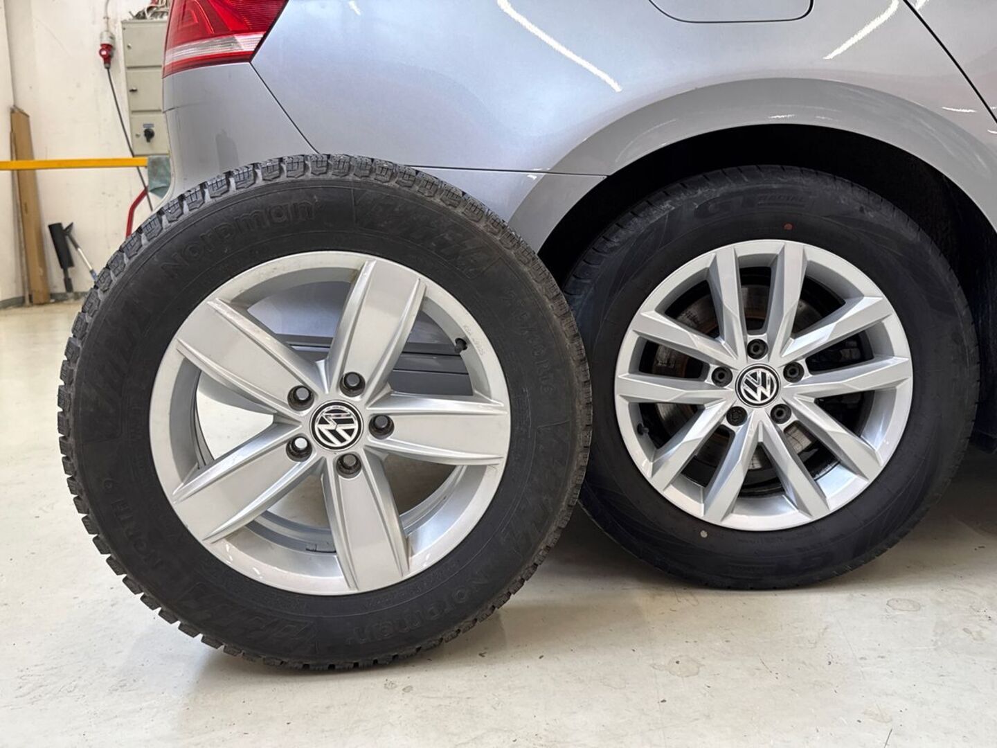 VOLKSWAGEN Passat 2018