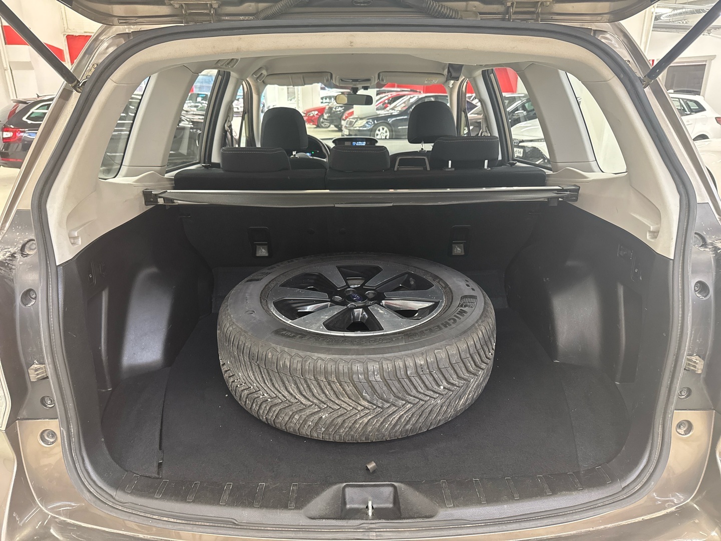 SUBARU Forester 2018