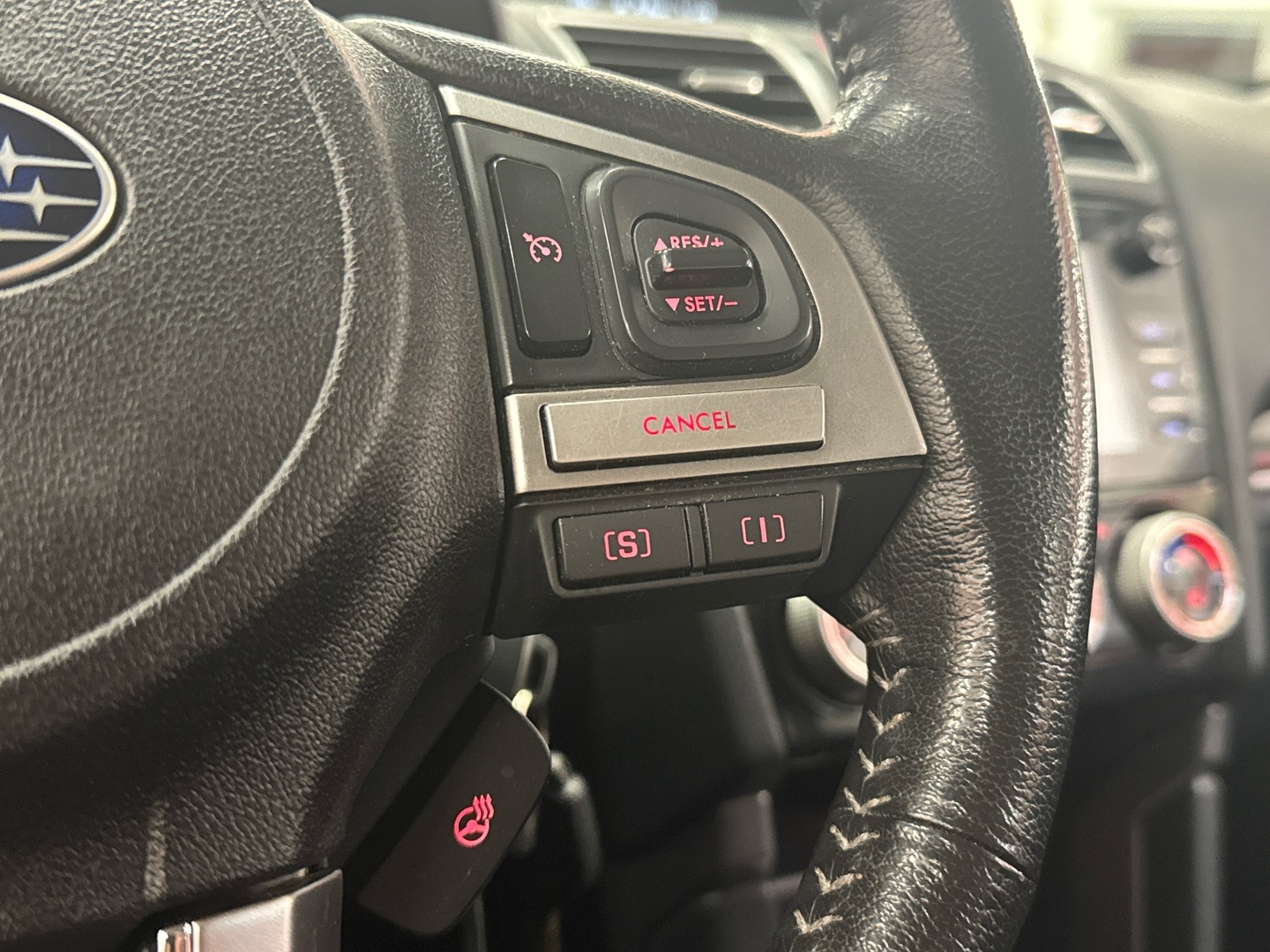 SUBARU Forester 2018