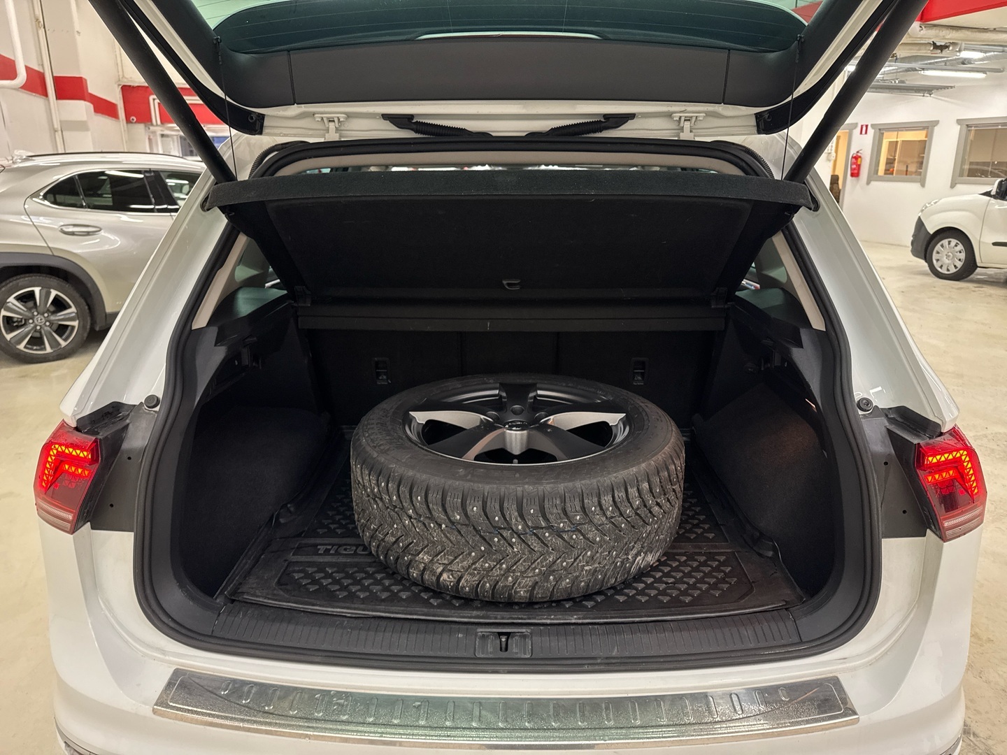 VOLKSWAGEN Tiguan 2017