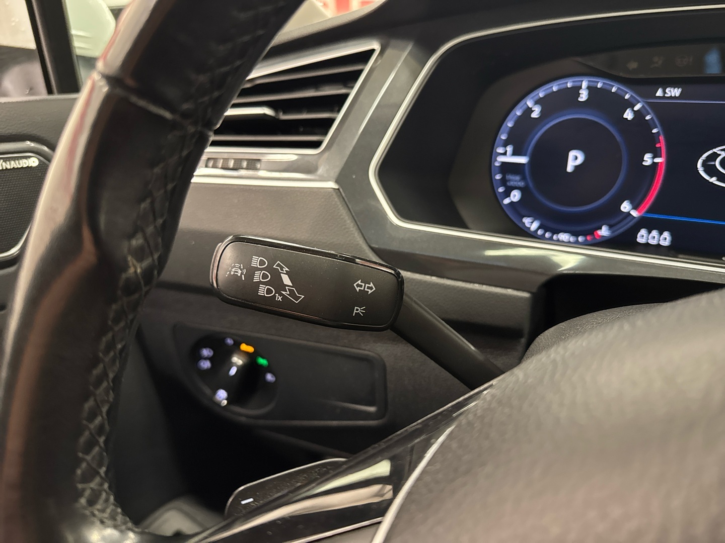 VOLKSWAGEN Tiguan 2017