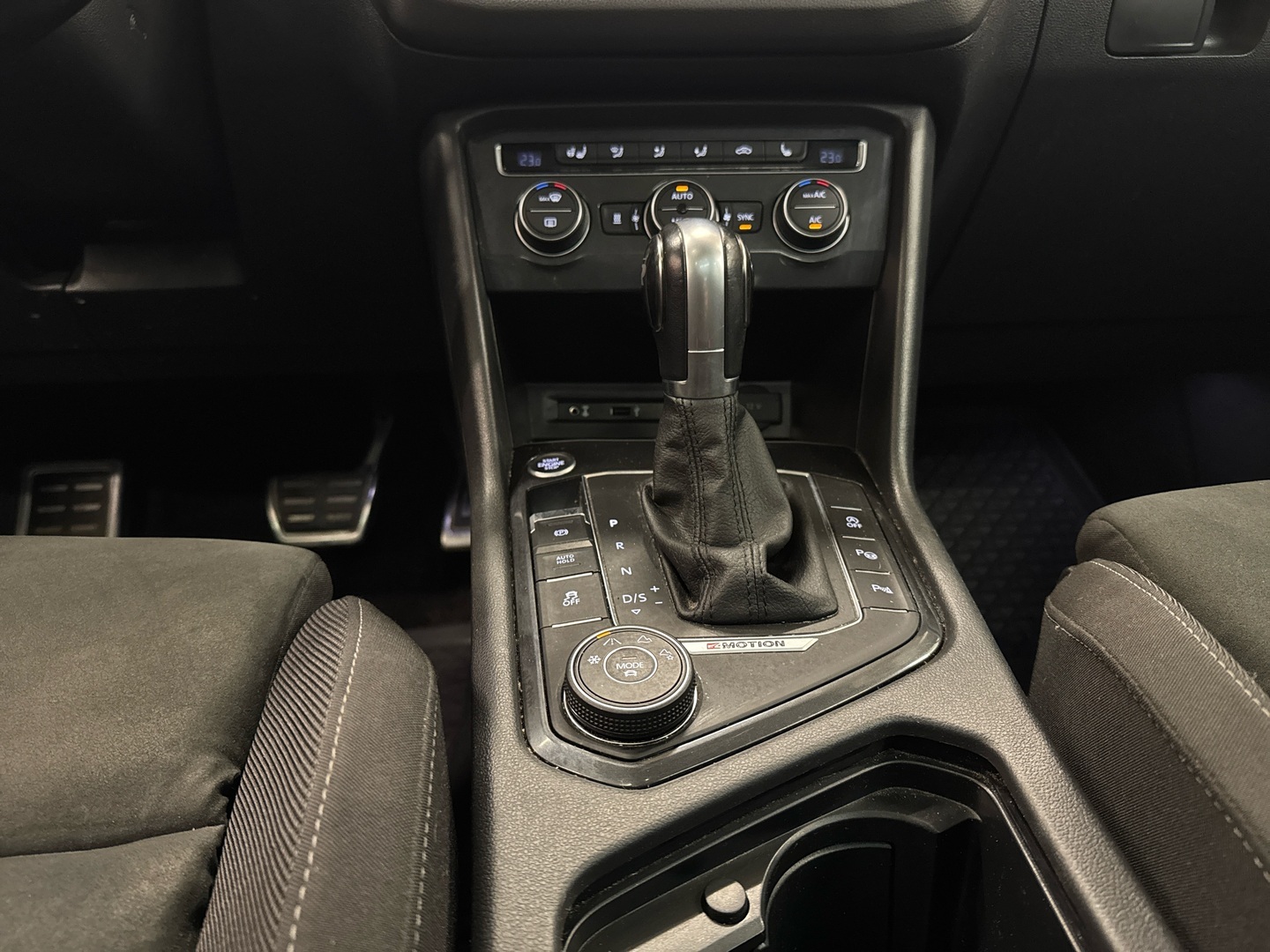 VOLKSWAGEN Tiguan 2017