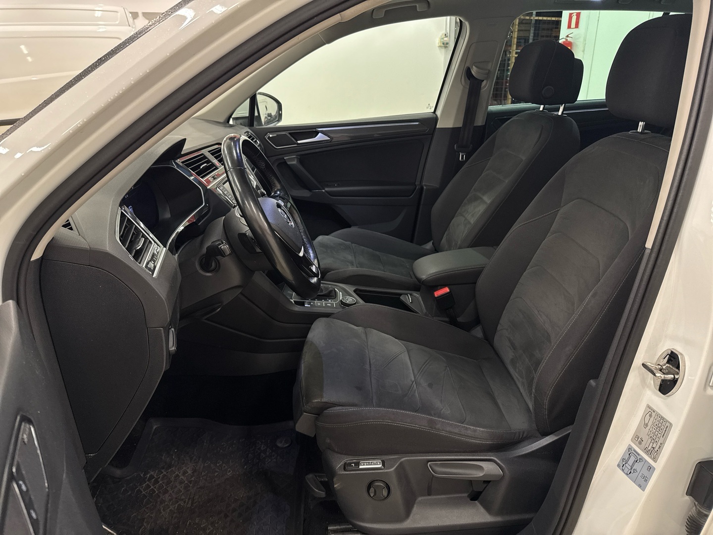 VOLKSWAGEN Tiguan 2017