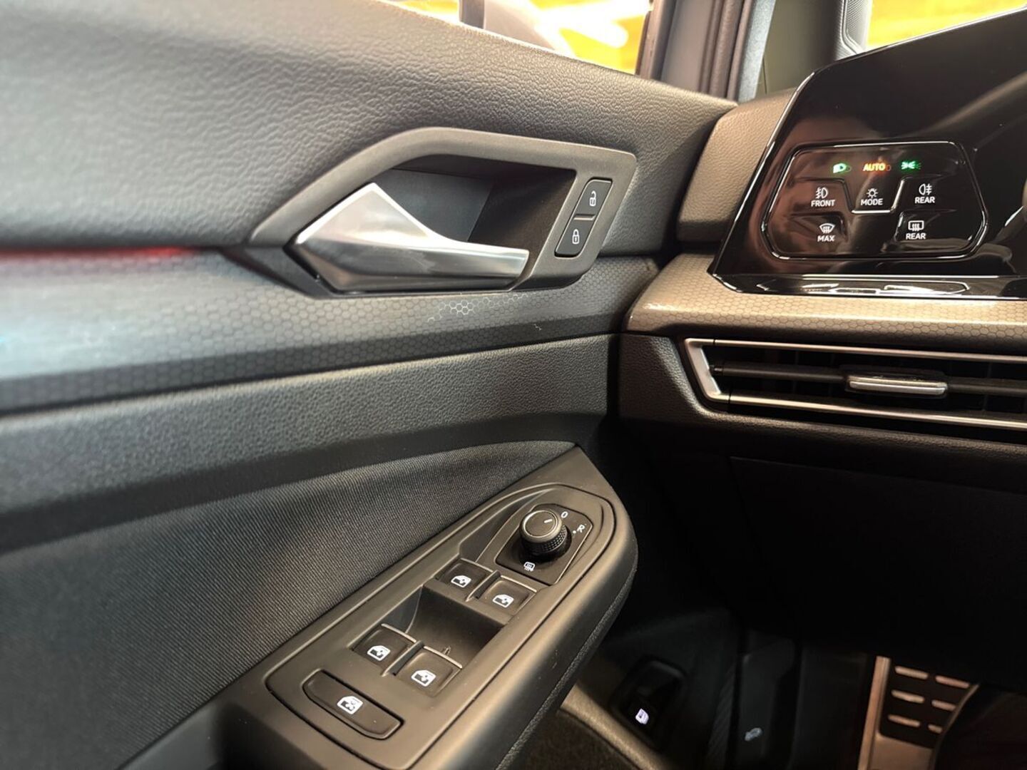 VOLKSWAGEN Golf 2020