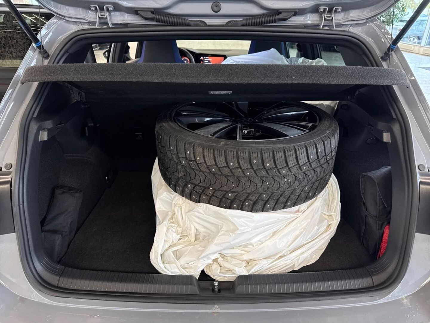 VOLKSWAGEN Golf 2020