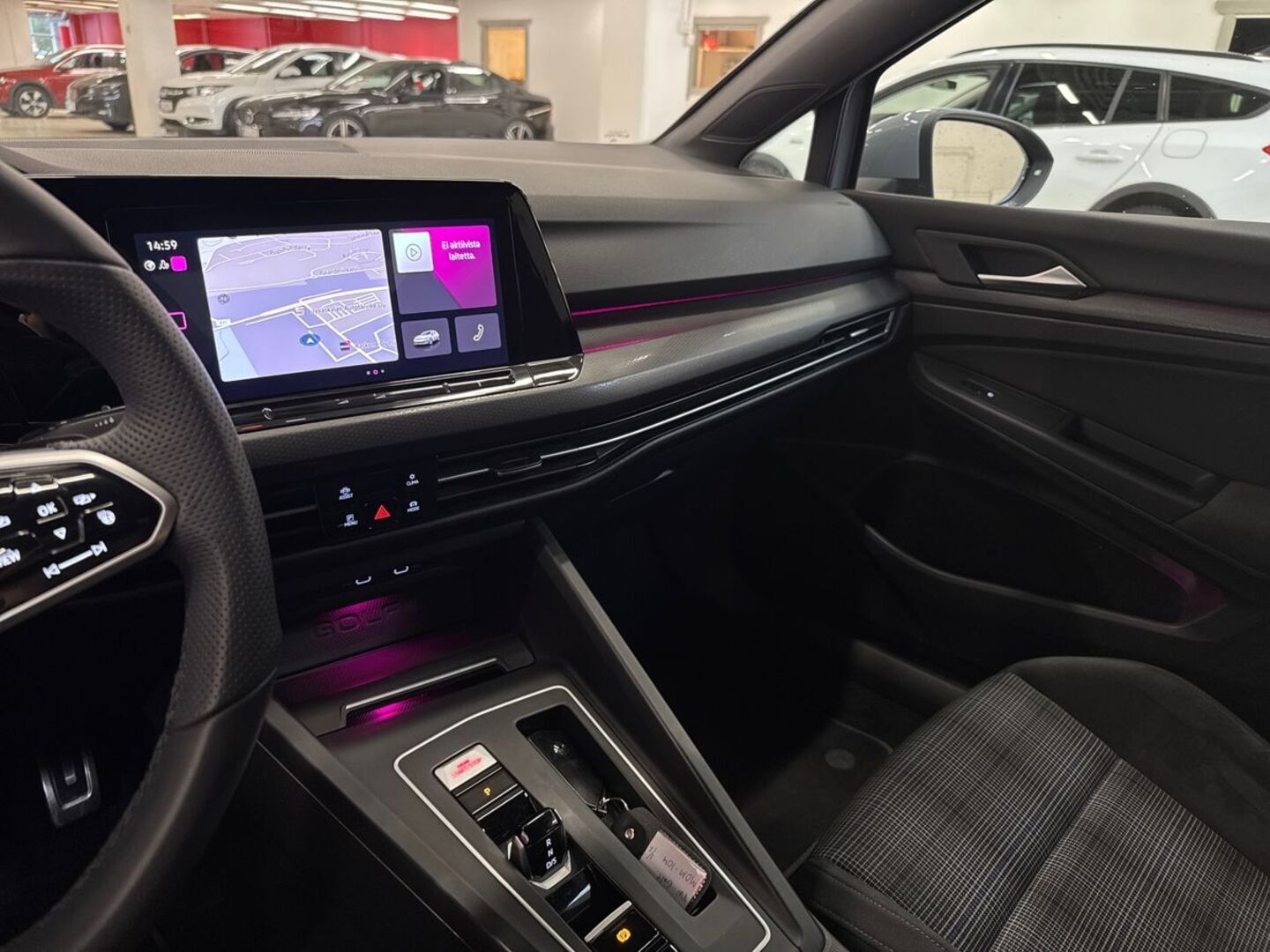 VOLKSWAGEN Golf 25