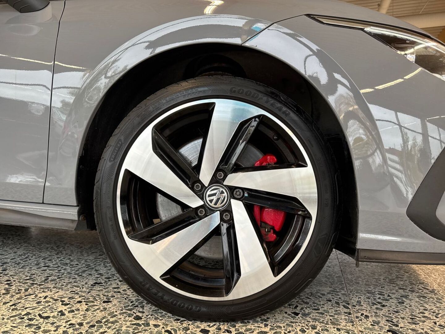 VOLKSWAGEN Golf 2020