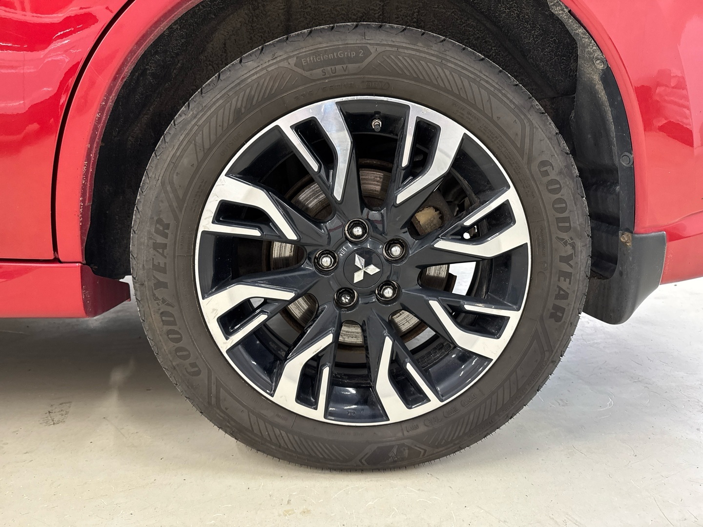 MITSUBISHI Outlander PHEV 2015