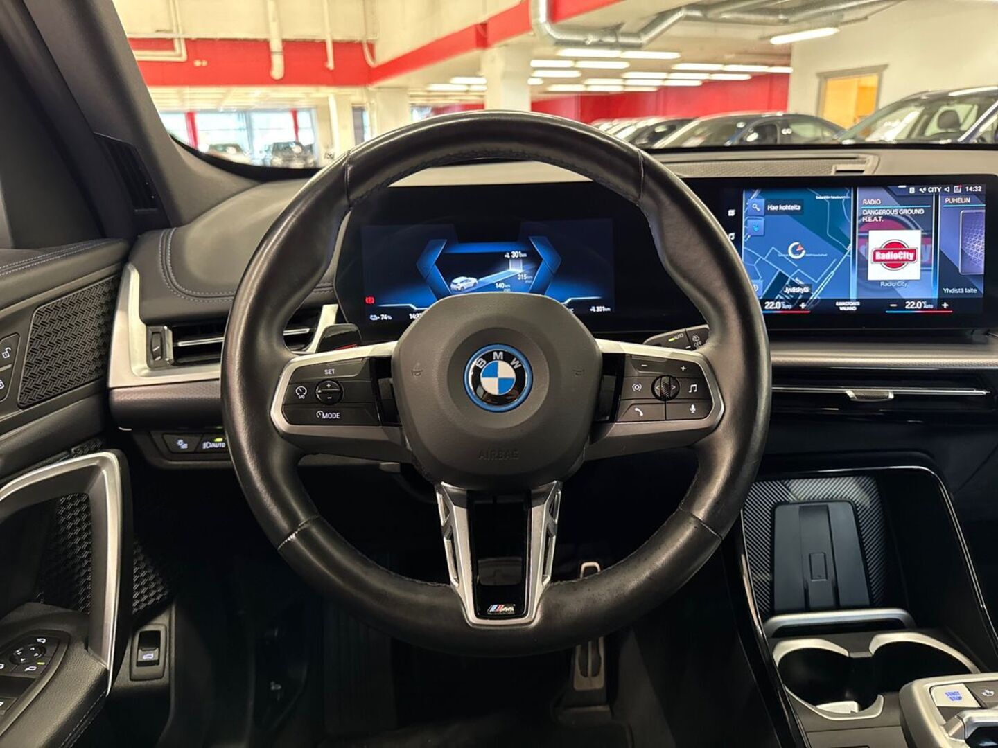 BMW iX1 2023