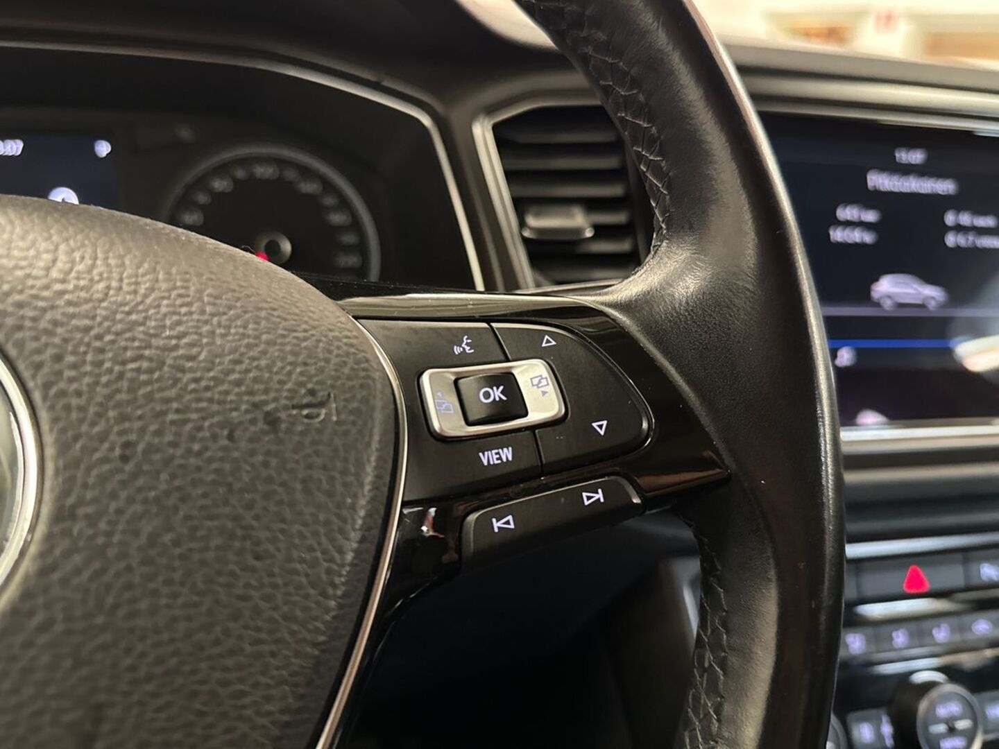 VOLKSWAGEN T-Roc 2019