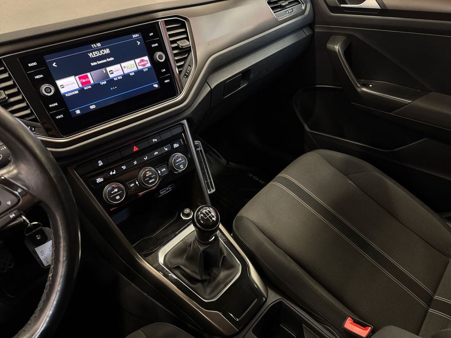 VOLKSWAGEN T-Roc 2018