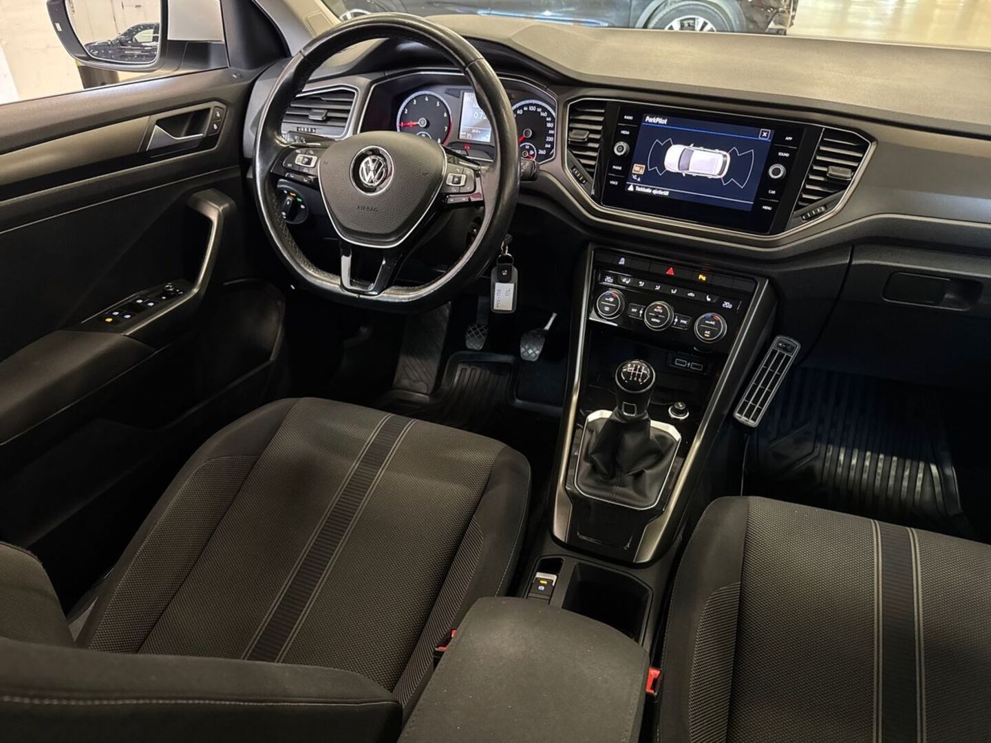 VOLKSWAGEN T-Roc 2018