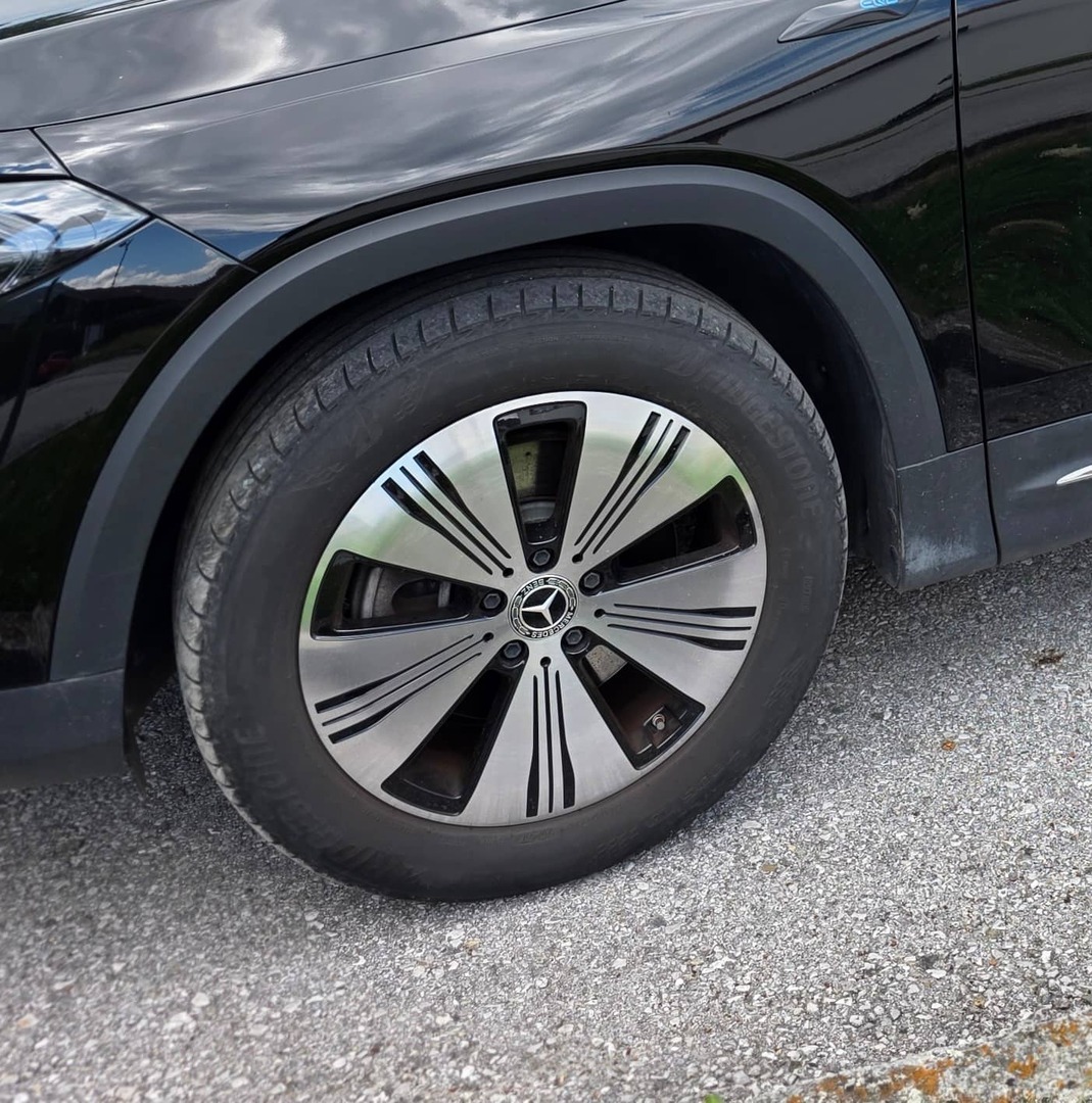 MERCEDES-BENZ EQB 2022