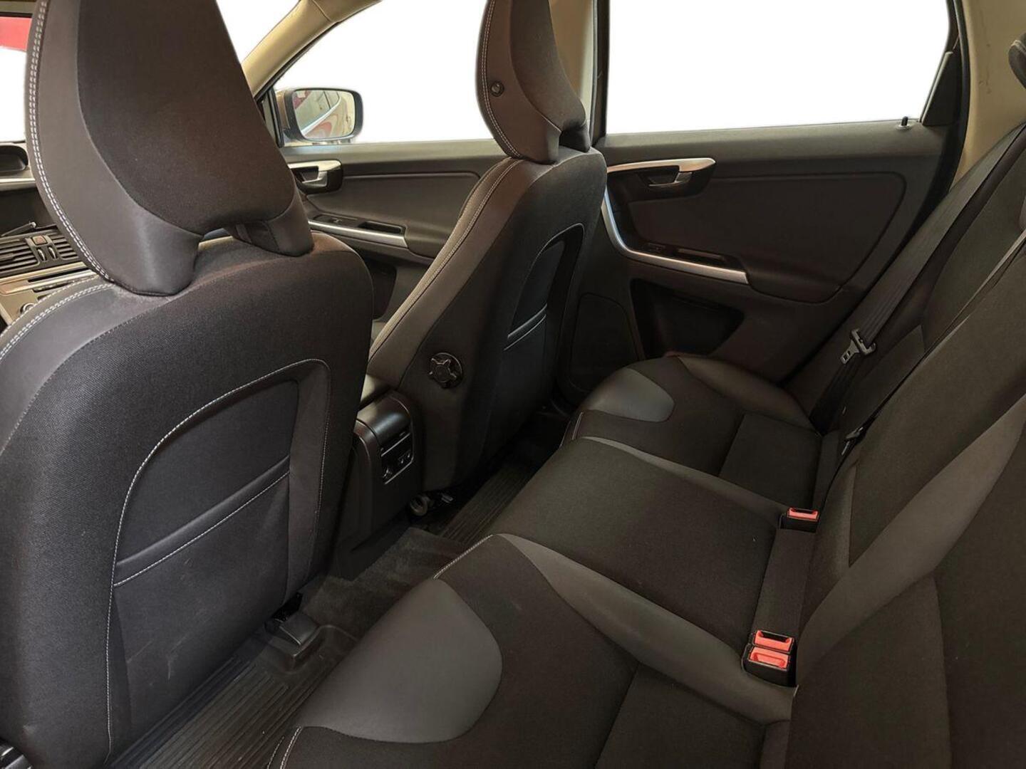 VOLVO XC60 2010