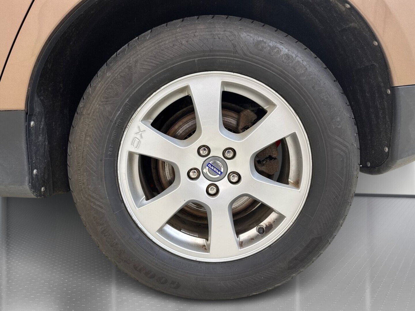 VOLVO XC60 2010