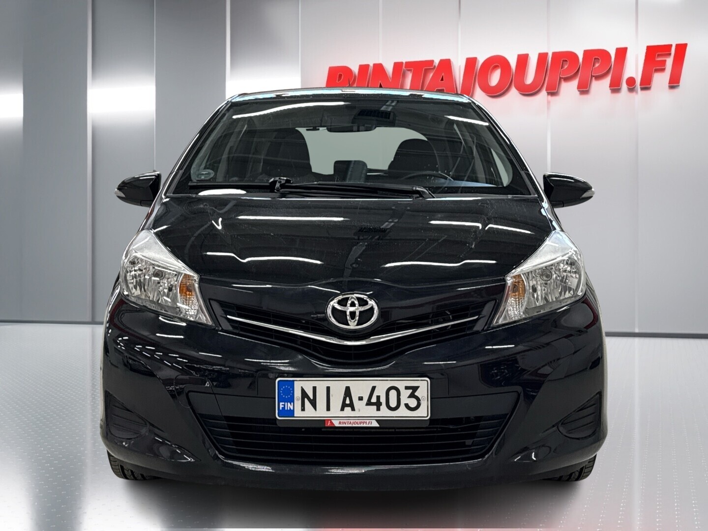 TOYOTA Yaris 2012