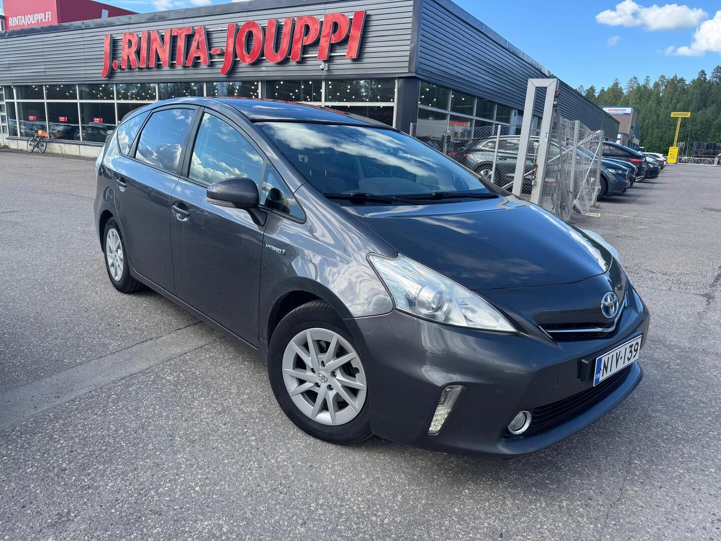 TOYOTA Prius+ 2013