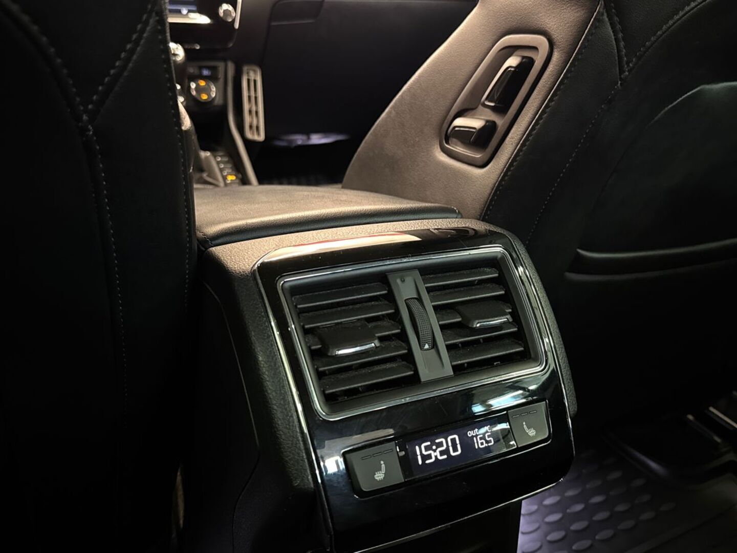 SKODA Superb 2016