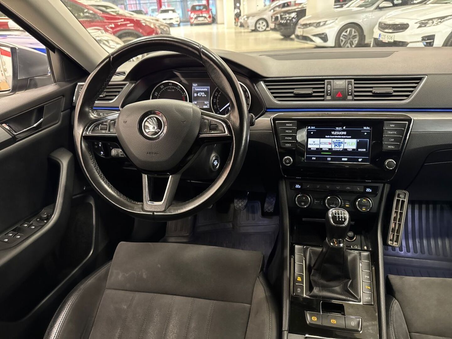 SKODA Superb 2016