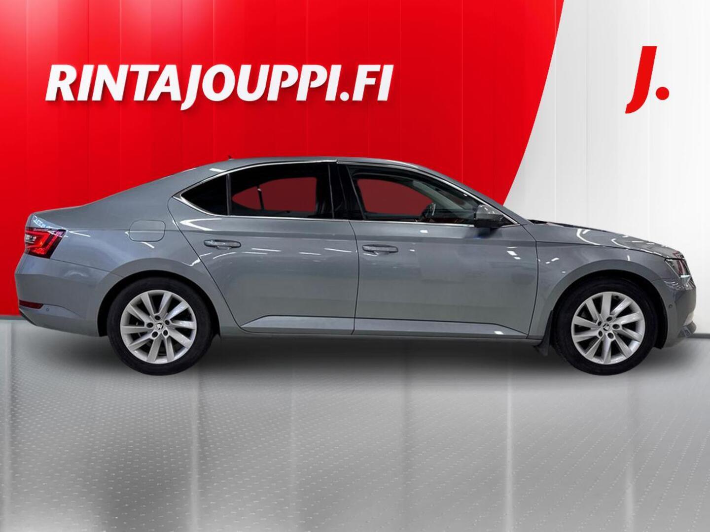 SKODA Superb 2016