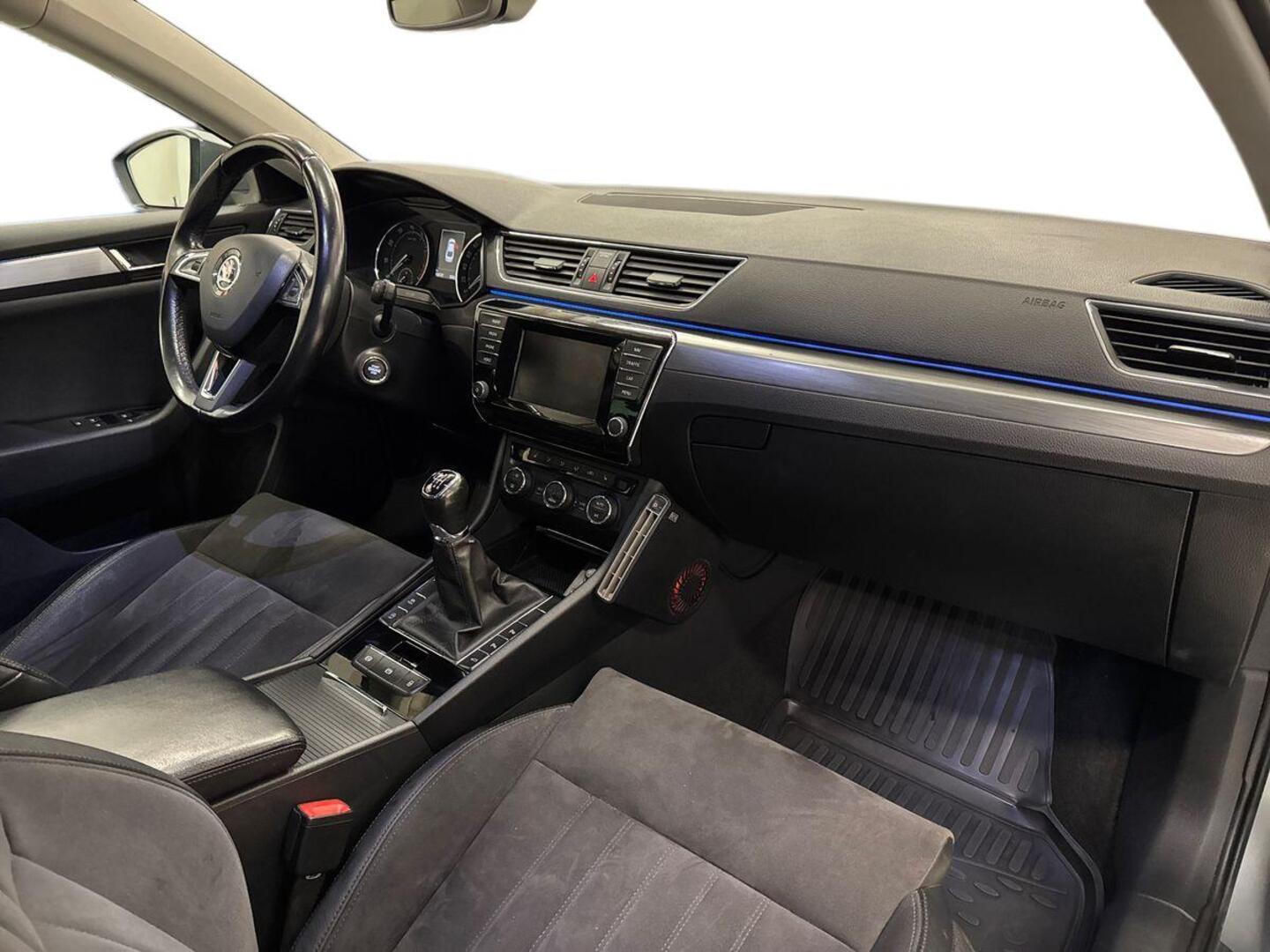 SKODA Superb 2016