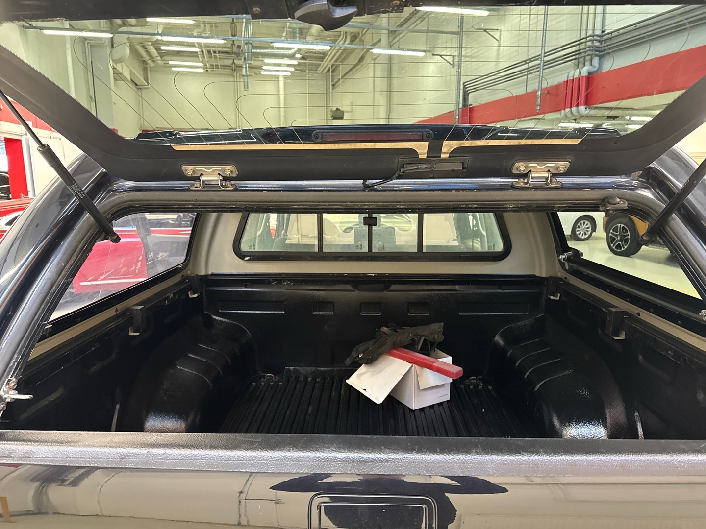 VOLKSWAGEN Amarok 2016