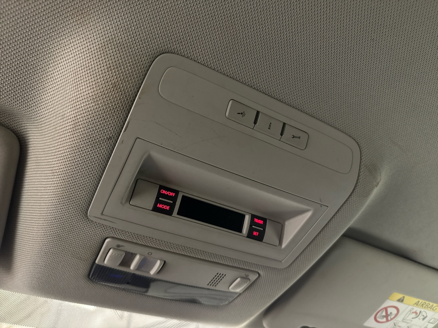 VOLKSWAGEN Amarok 2016