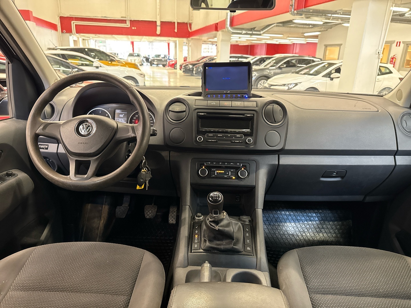 VOLKSWAGEN Amarok 2016