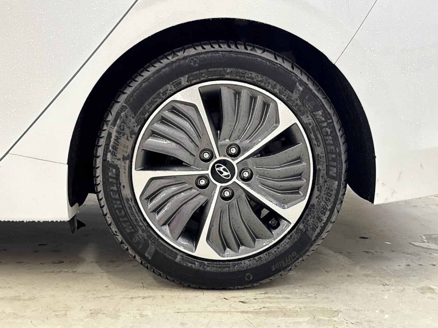 HYUNDAI IONIQ plug-in 2021