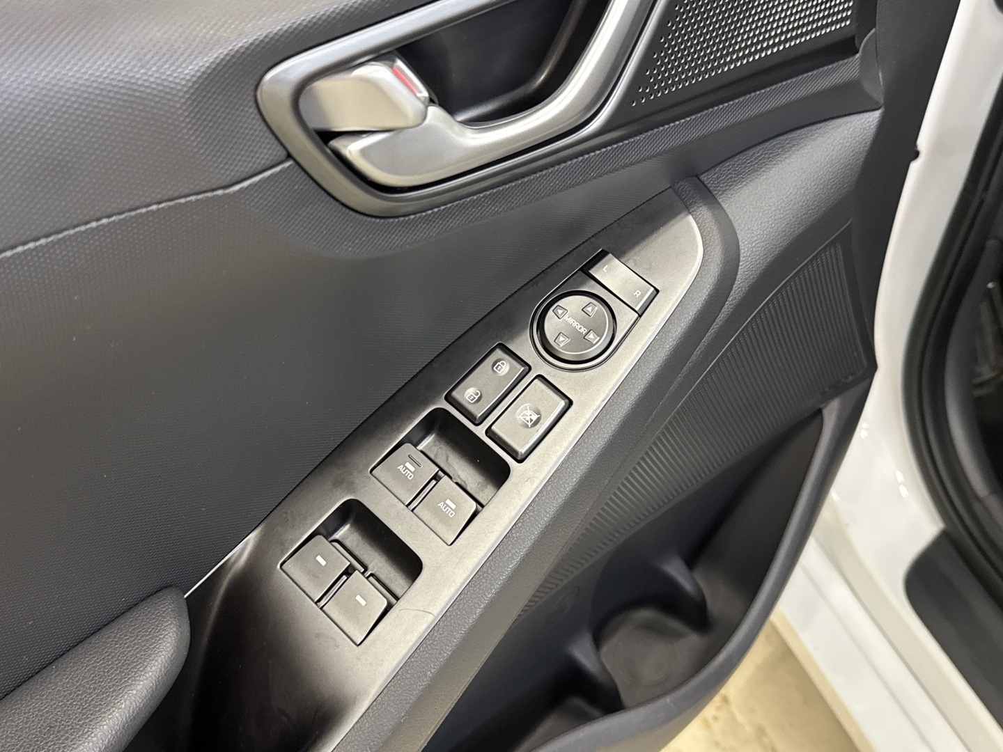 HYUNDAI IONIQ plug-in 2021