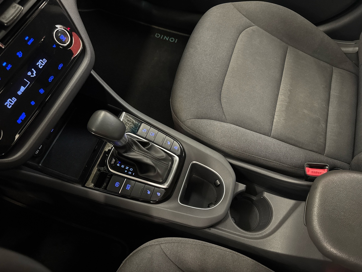 HYUNDAI IONIQ plug-in 2021