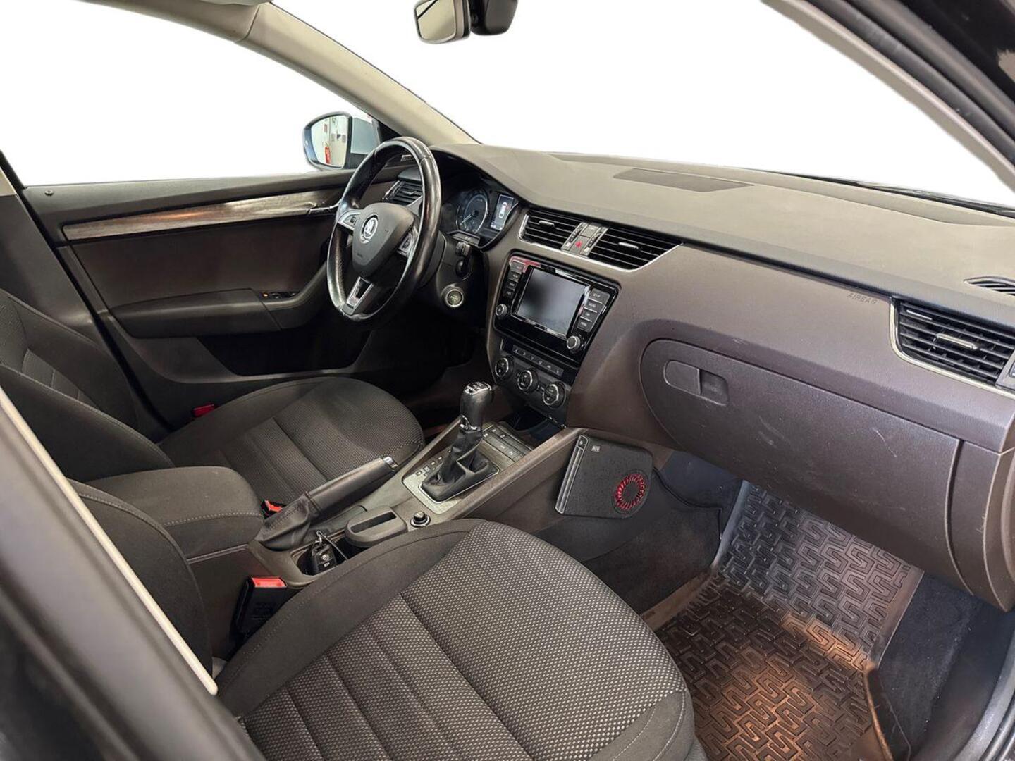 SKODA Octavia 7