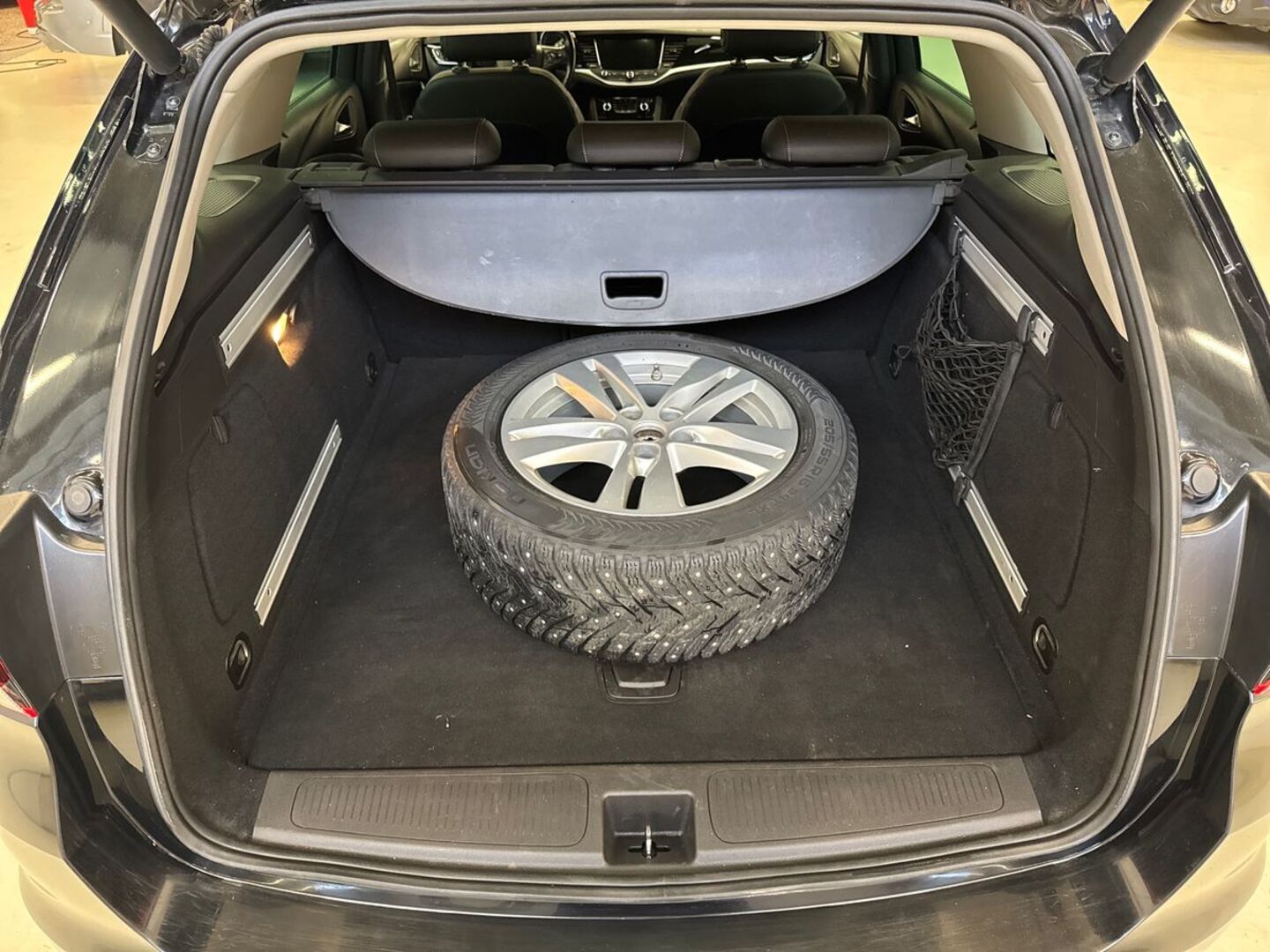 OPEL Astra 2017