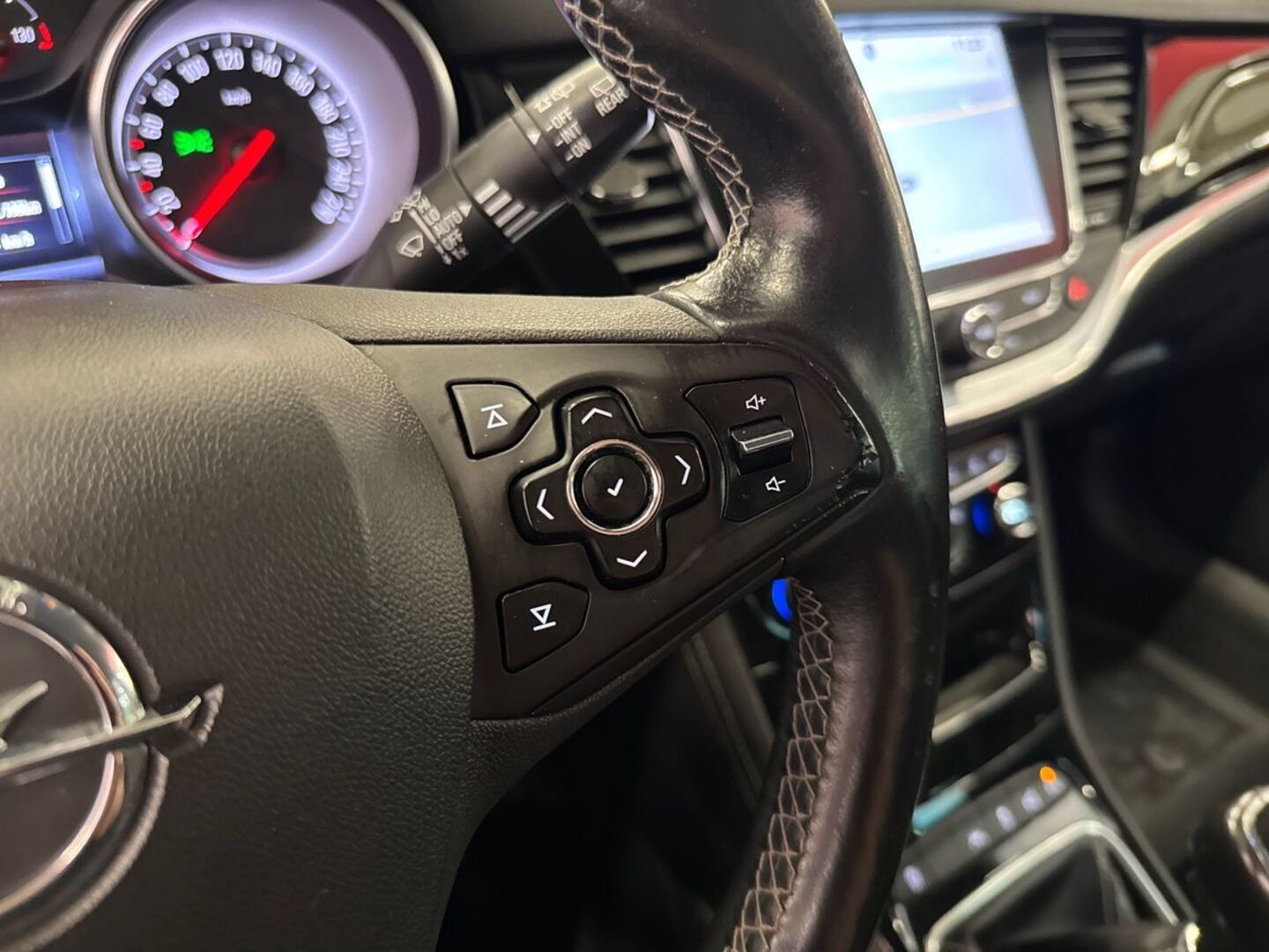 OPEL Astra 2017