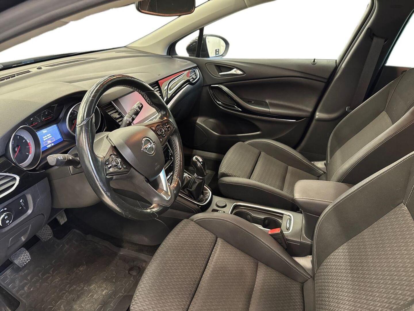 OPEL Astra 2017