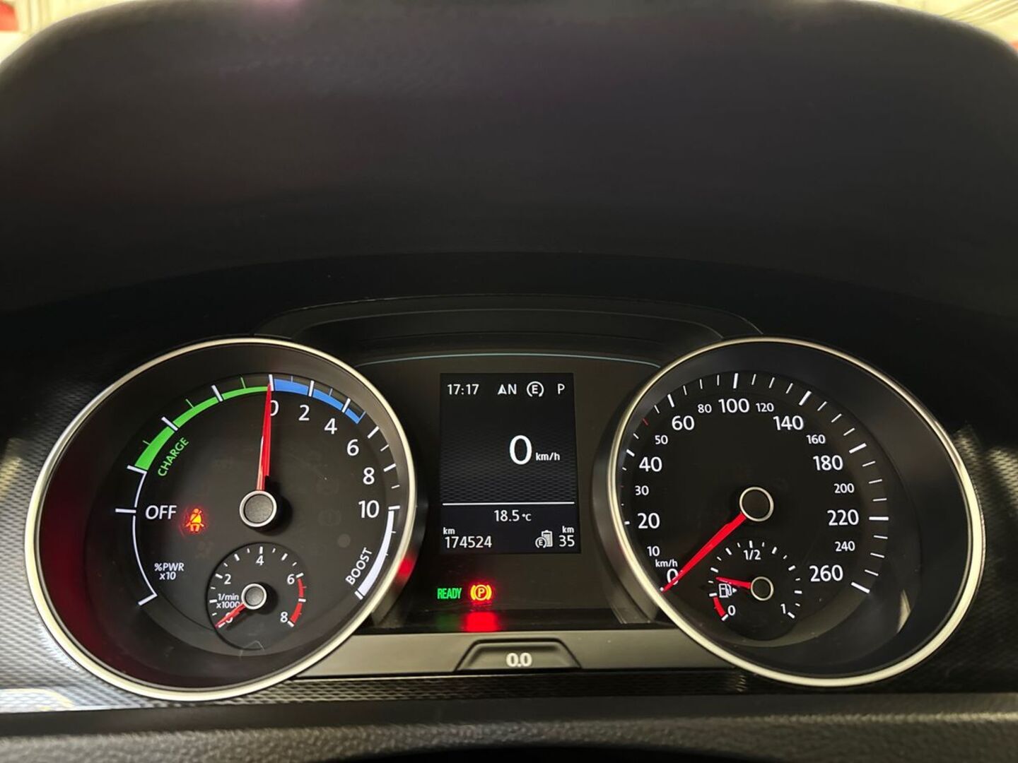 VOLKSWAGEN Golf 2015
