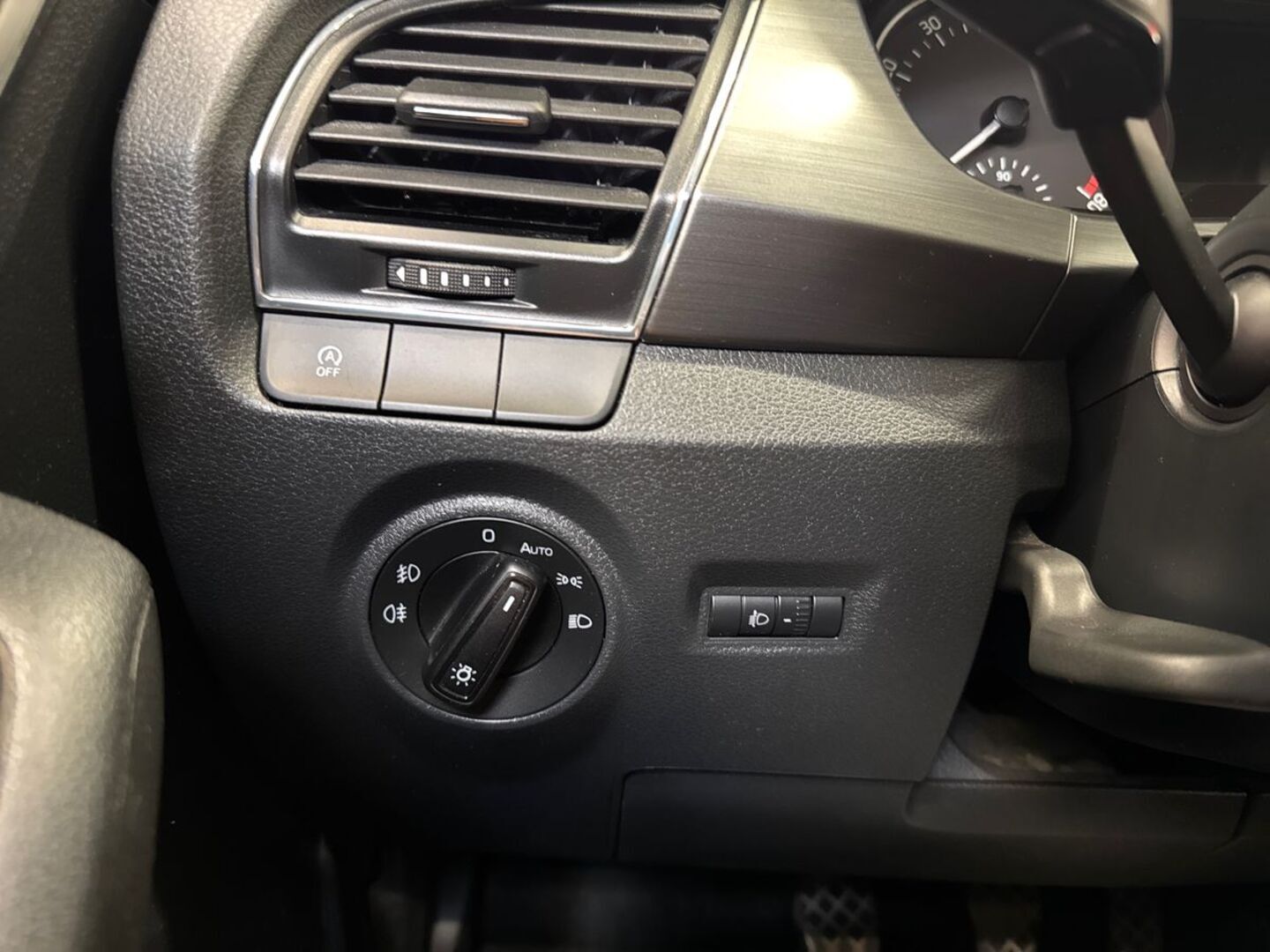 SKODA Fabia 2015