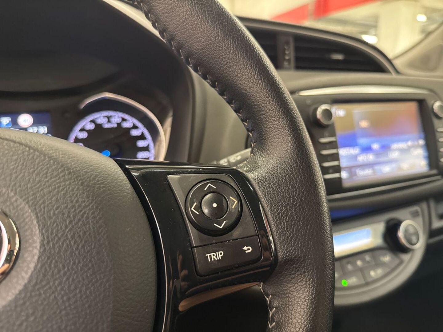 TOYOTA Yaris 2019