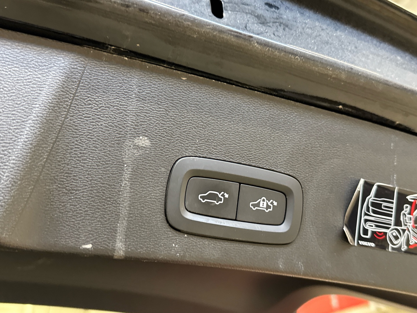 VOLVO XC40 2022