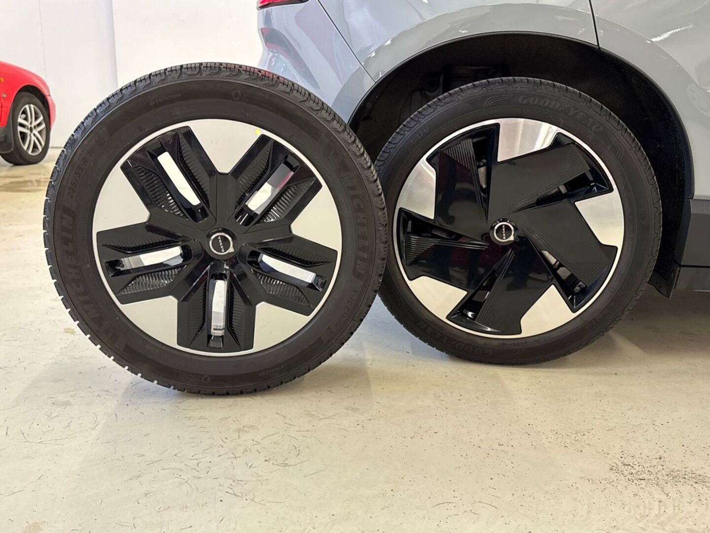 VOLVO EX30 2024