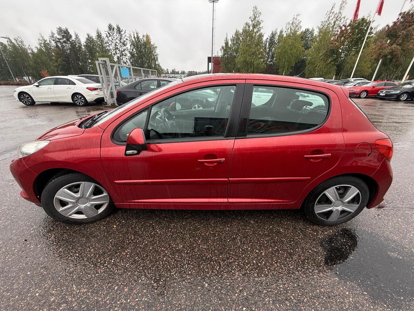 PEUGEOT 207 2008