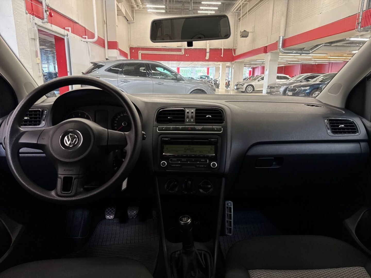 VOLKSWAGEN Polo 2010