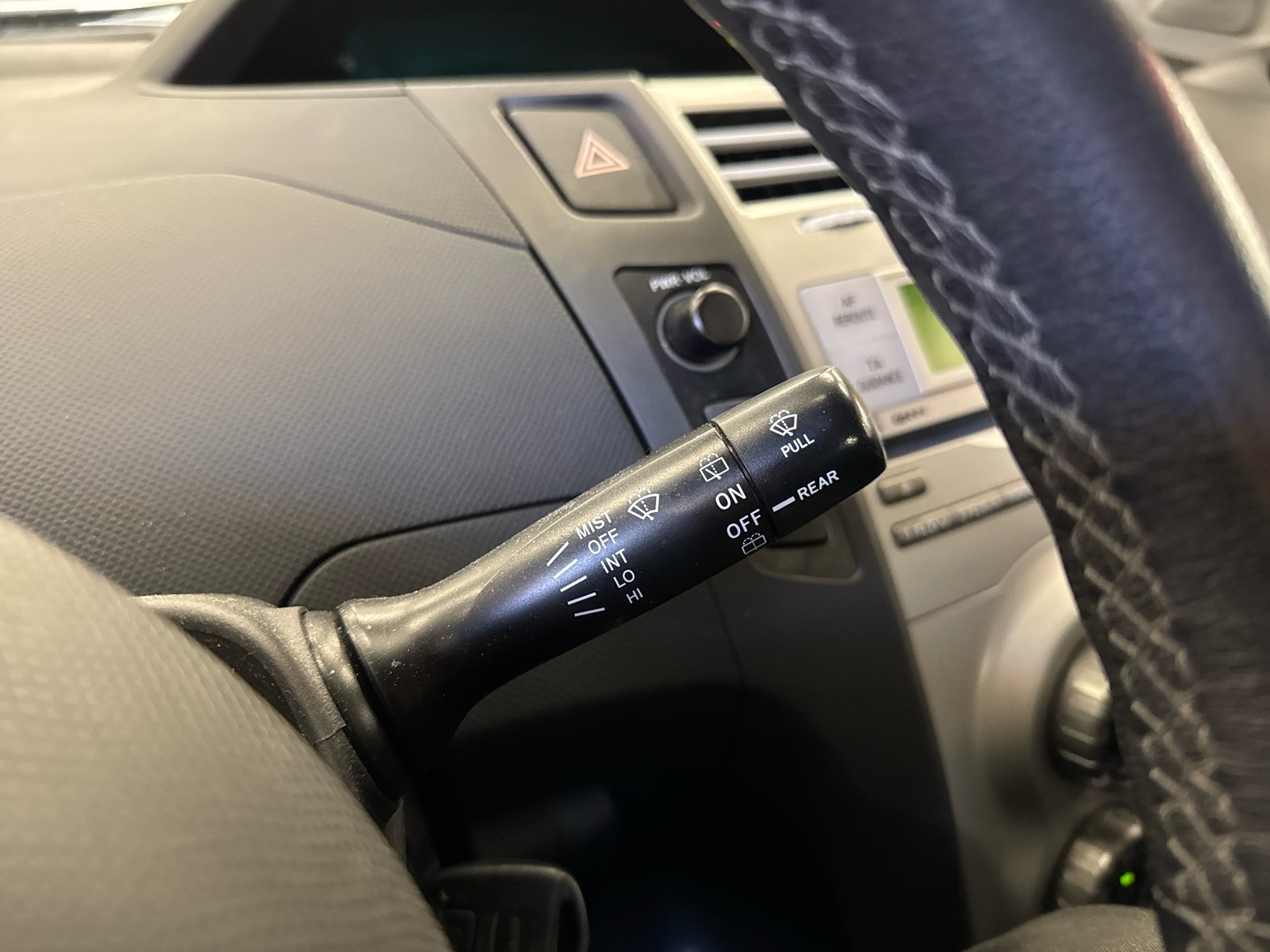 TOYOTA Yaris 2006