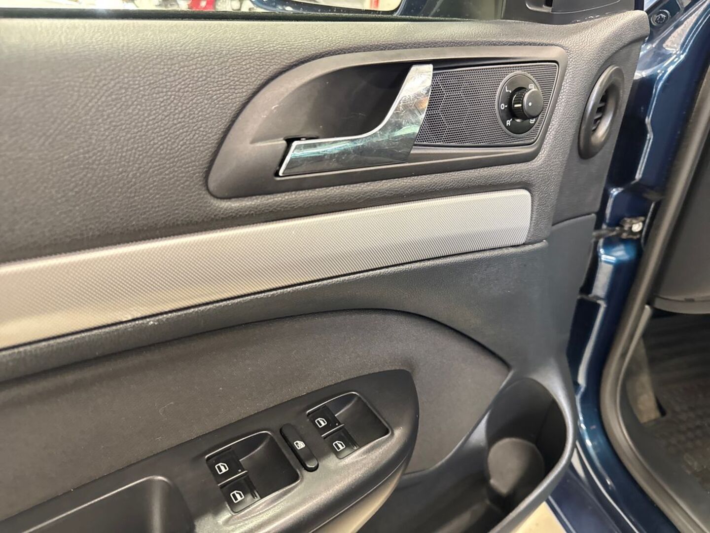 SKODA Octavia 2012