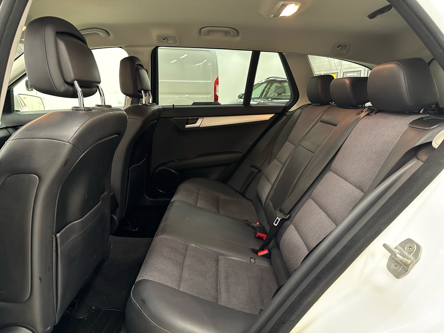 MERCEDES-BENZ C 2013