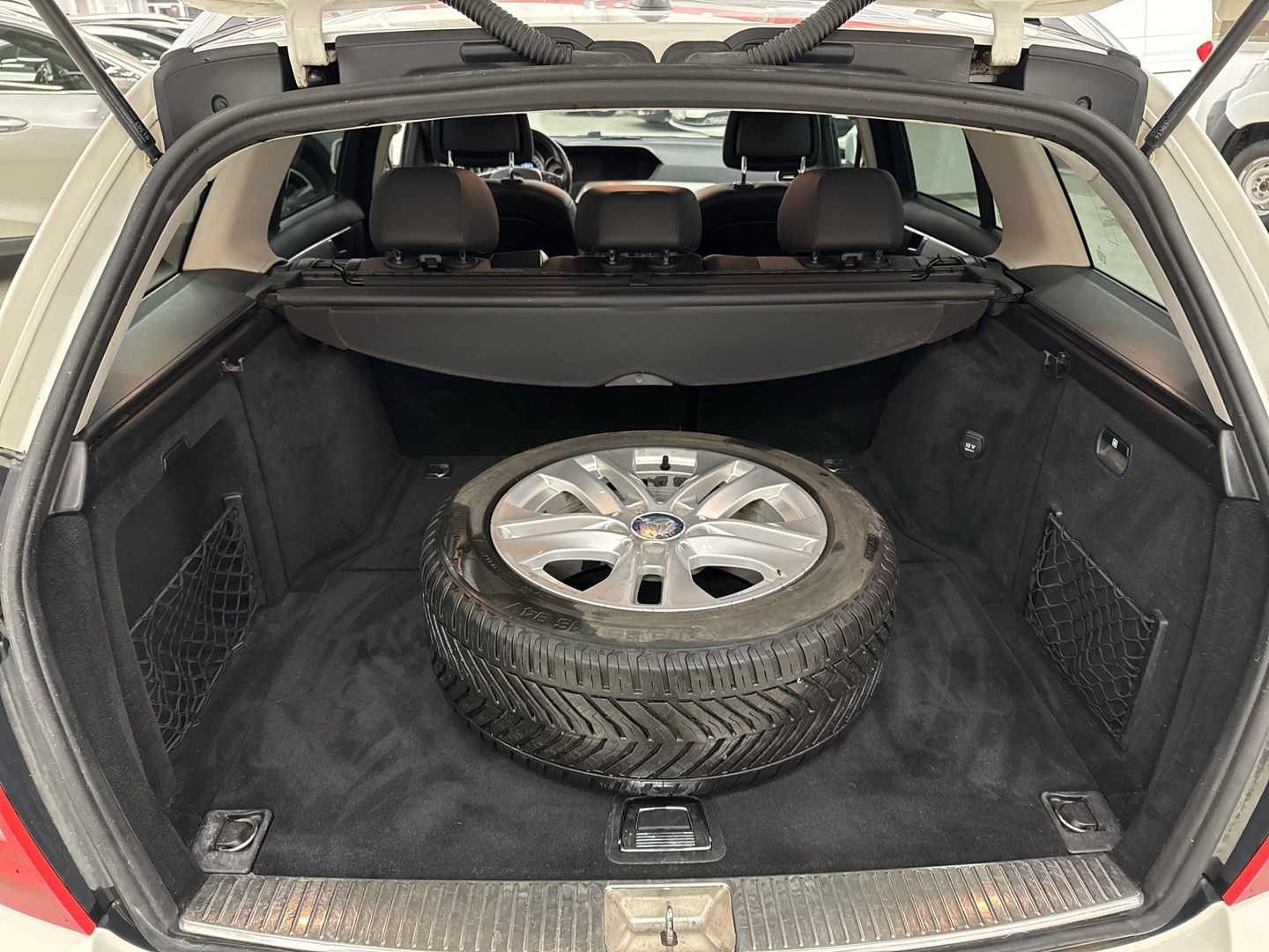 MERCEDES-BENZ C 2013