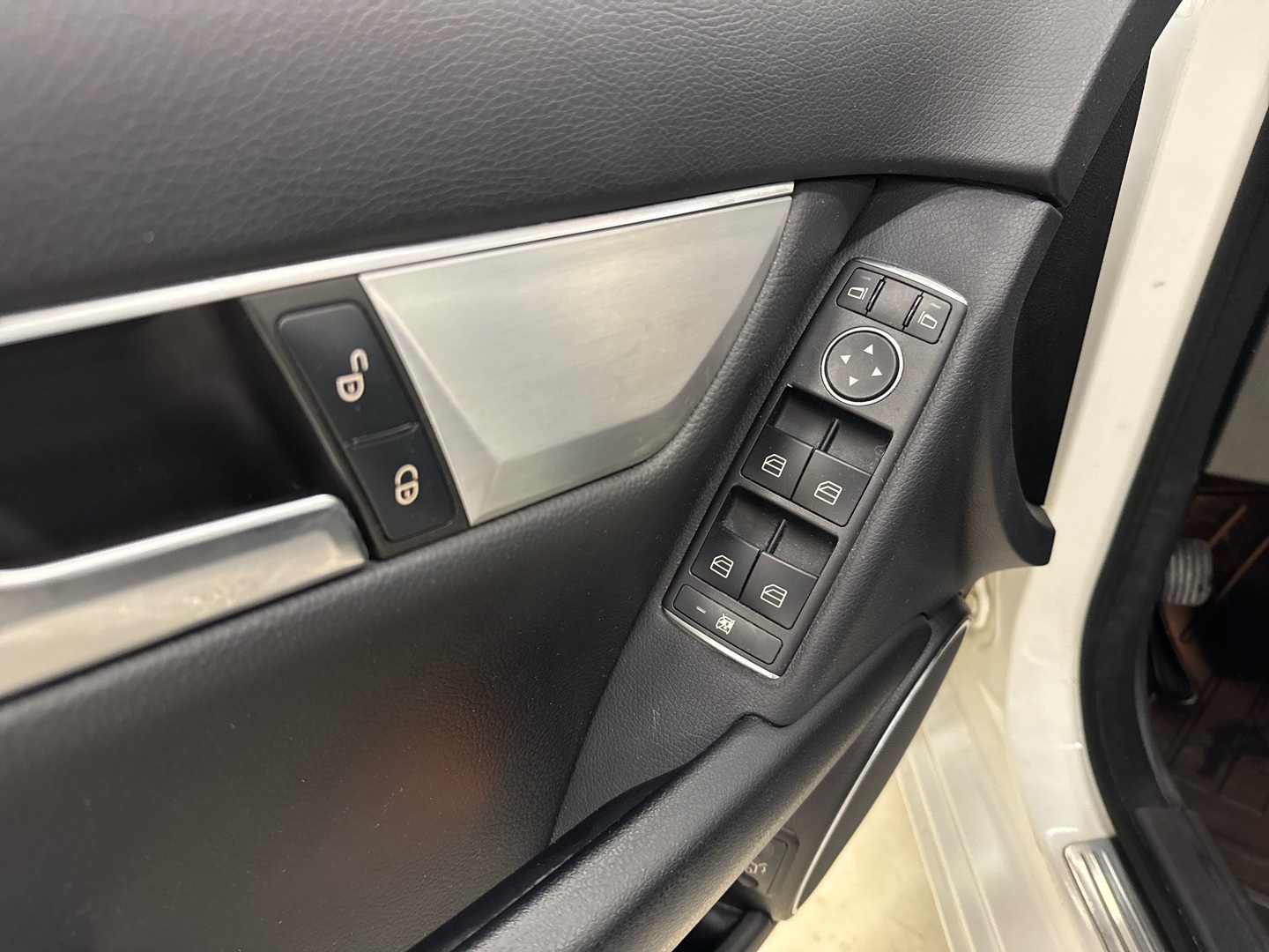 MERCEDES-BENZ C 2013