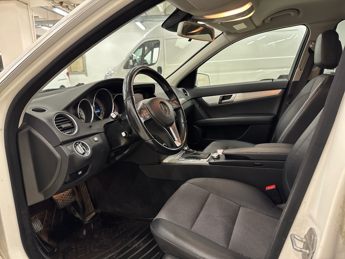 MERCEDES-BENZ C 2013