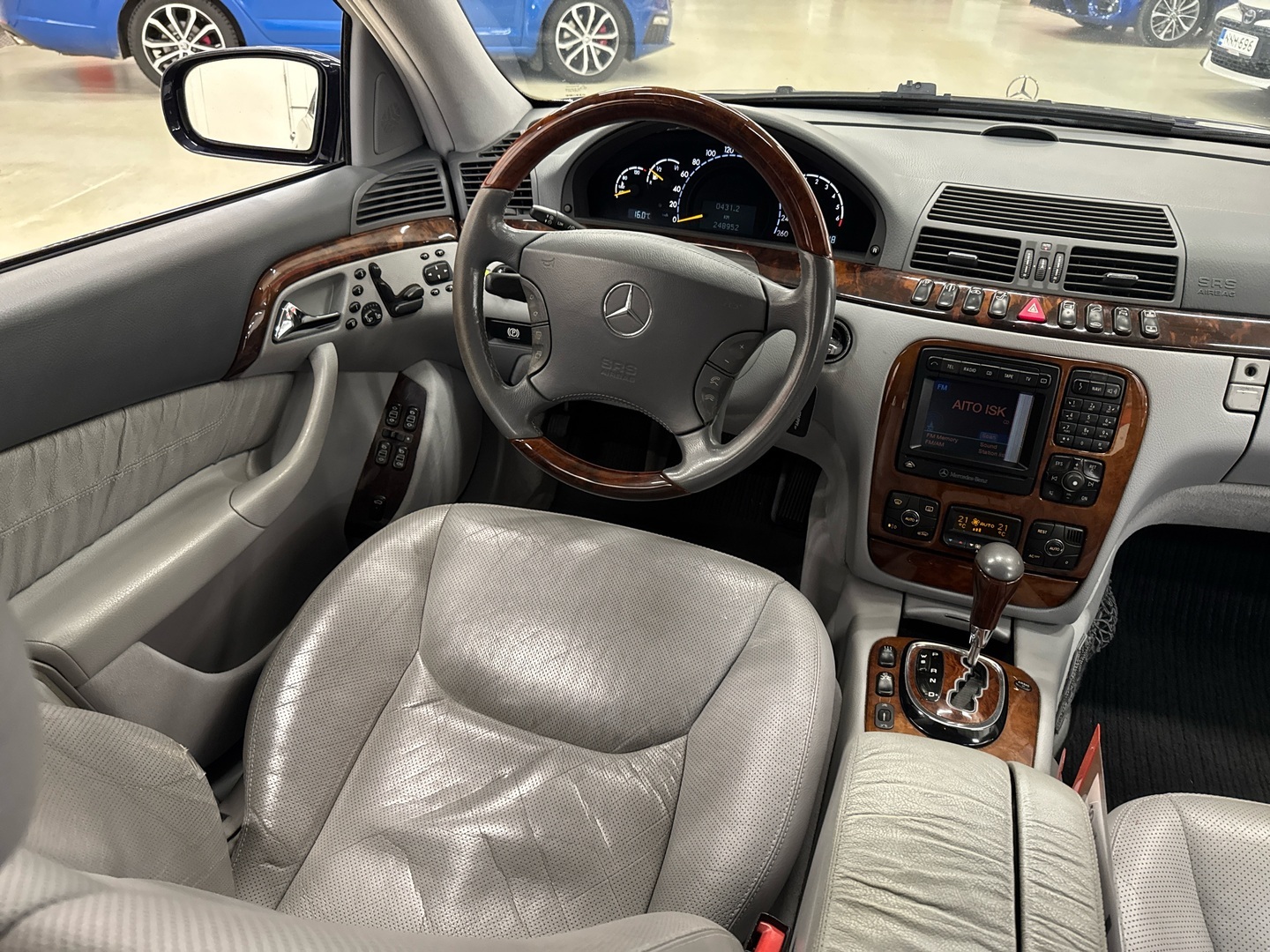 MERCEDES-BENZ S 2002